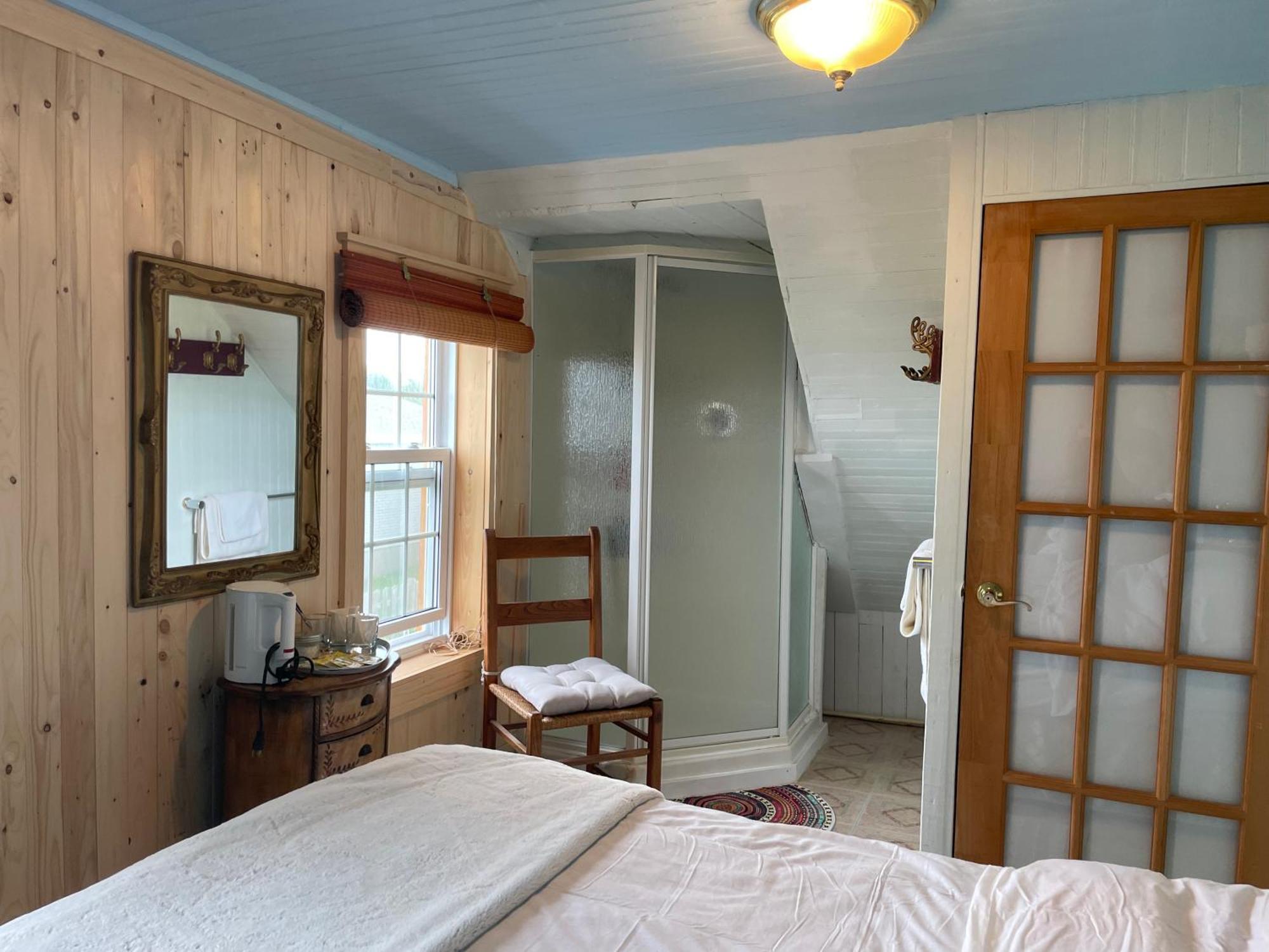 Gite La Belle Forillonne Chambre Bleu Ciel Gaspé Esterno foto